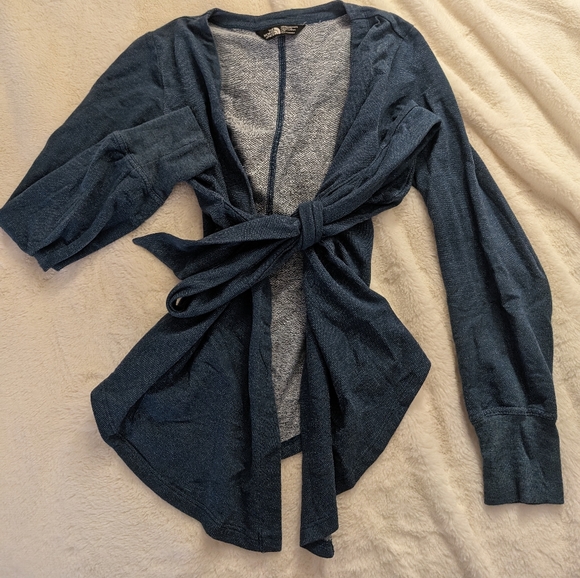 The North Face Sweaters - North Face Wrap sweater Size Small